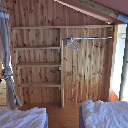 منتزه العطل Drago Tours Tent Holiday Deluxe With Air Con, Lanterna