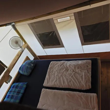 홀리데이파크 Drago Tours Tent Holiday Deluxe With Air Con, Lanterna